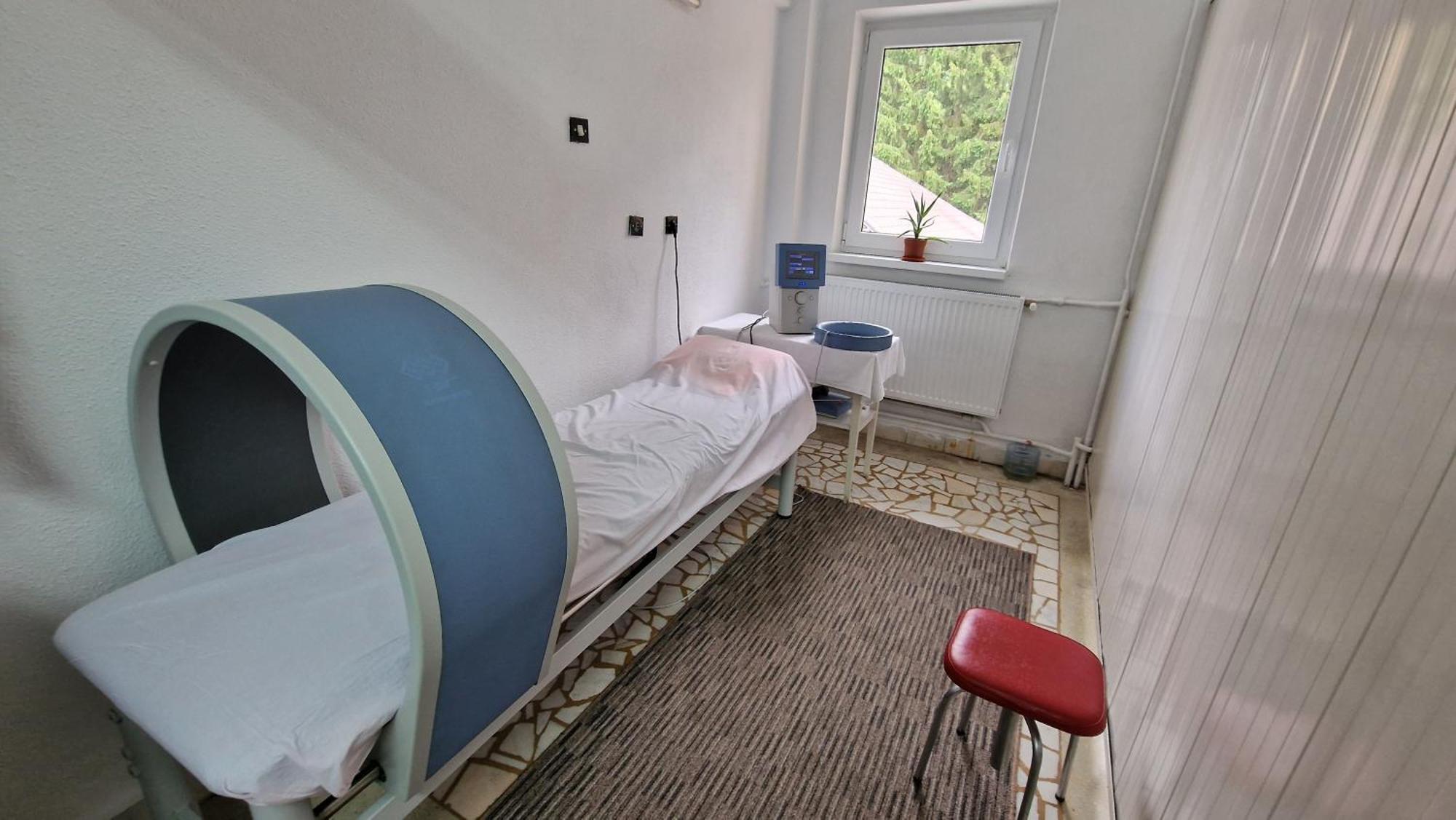 Hotel Bradul - Ковасна Екстер'єр фото